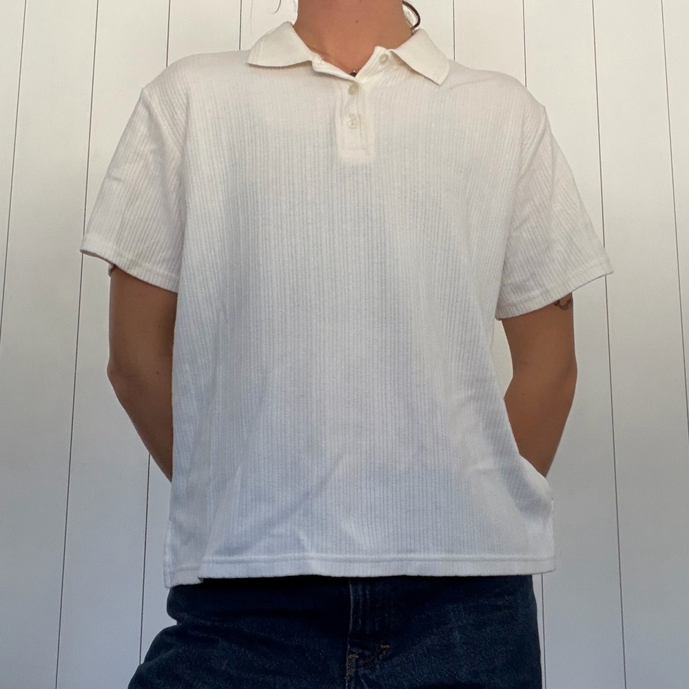 WHITE SHIRT